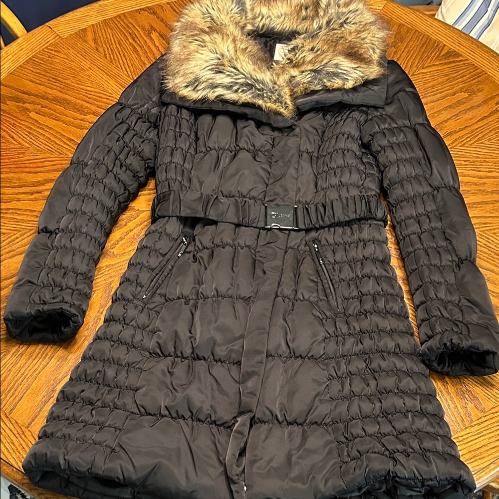 GJ Gaudi Jeans Black Long Puffer Coat with Removable Fur Collar. Size M/L